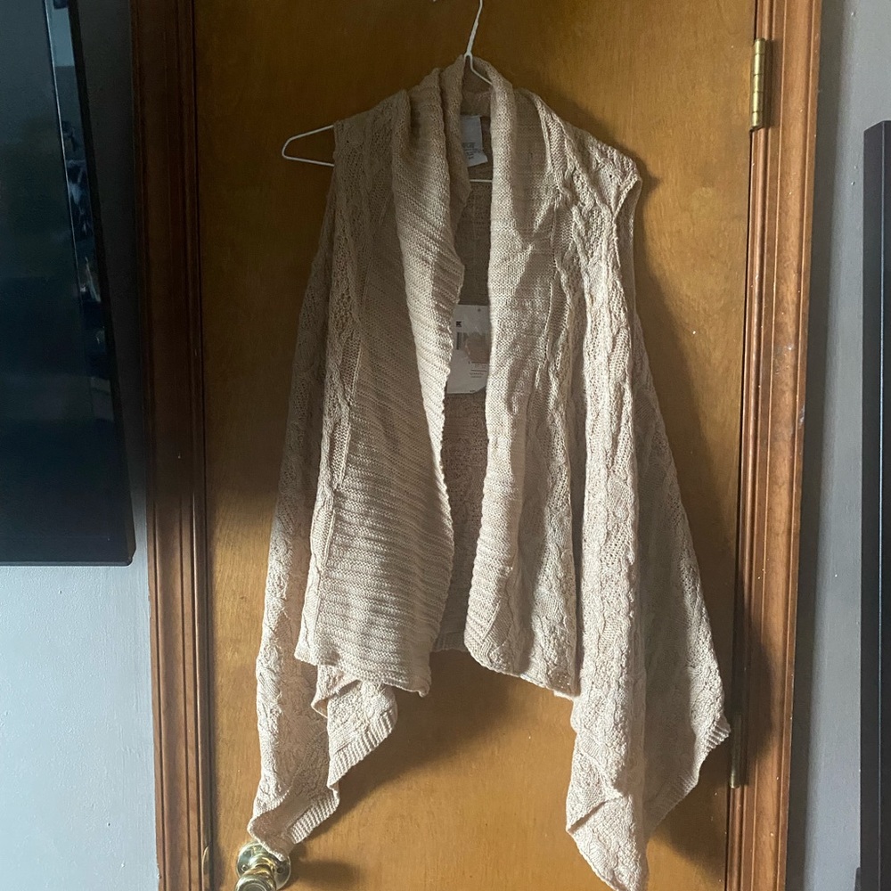 Jaclyn Smith tan waterfall sweater vest